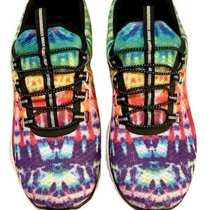 New Women’s Rainbow Athletic Works Tennis Shoes Size 8